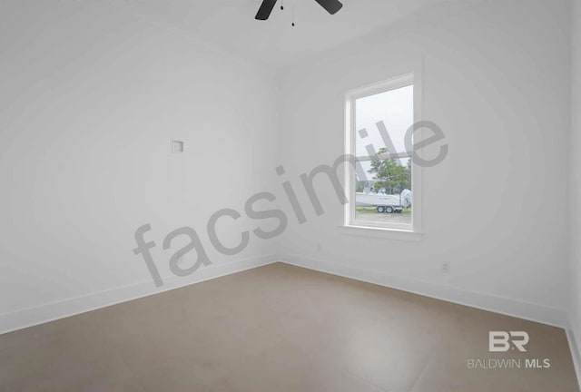 unfurnished room featuring ceiling fan