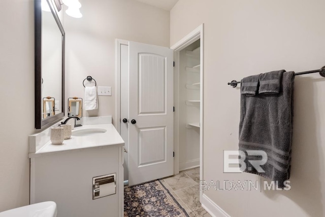 bathroom with vanity