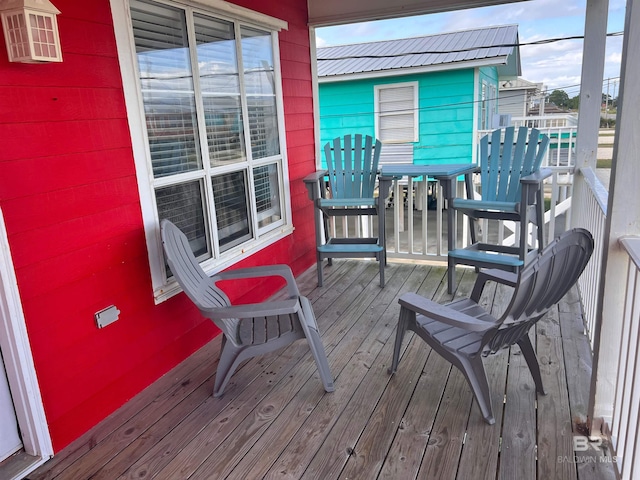 403 E Bernard Ct, Gulf Shores, AL 36542 - view of wooden terrace