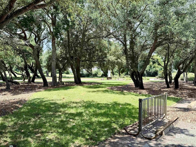200 Peninsula Blvd Unit A202, Gulf Shores, AL 36542 - view of grassy yard