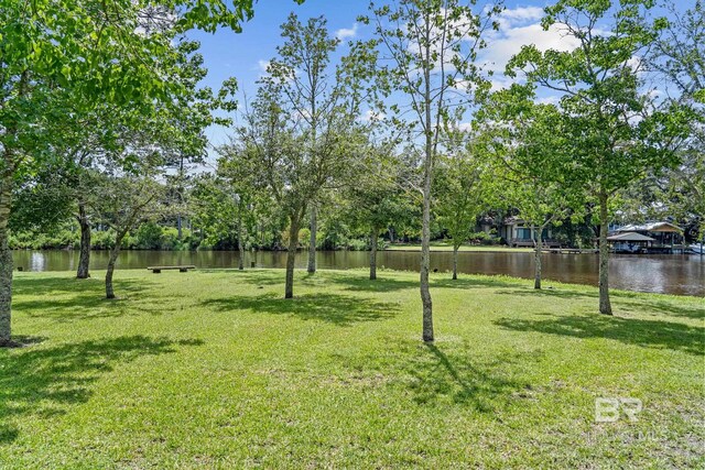 view of yard with a water view