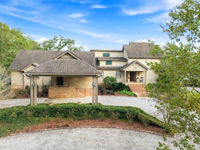 view of front of property