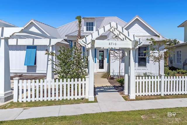 view of front of home with a porch