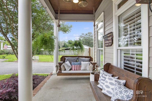 view of sunroom / solarium