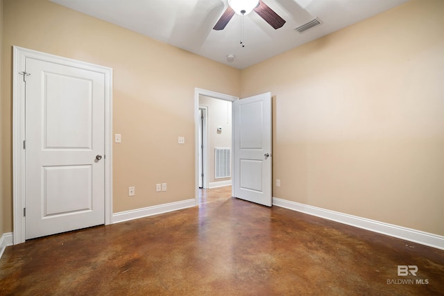 unfurnished bedroom with ceiling fan