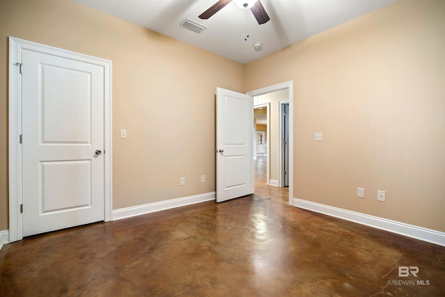 unfurnished bedroom with ceiling fan