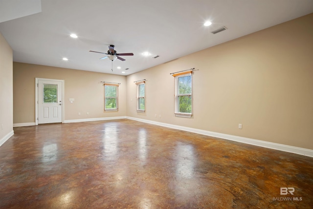 spare room with ceiling fan