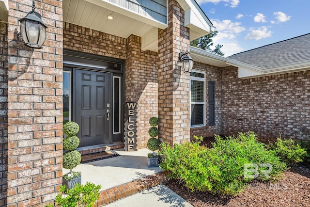 property entrance with a porch