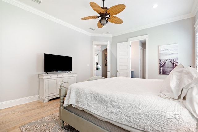 bedroom featuring crown molding, light wood-type flooring, and ceiling fan