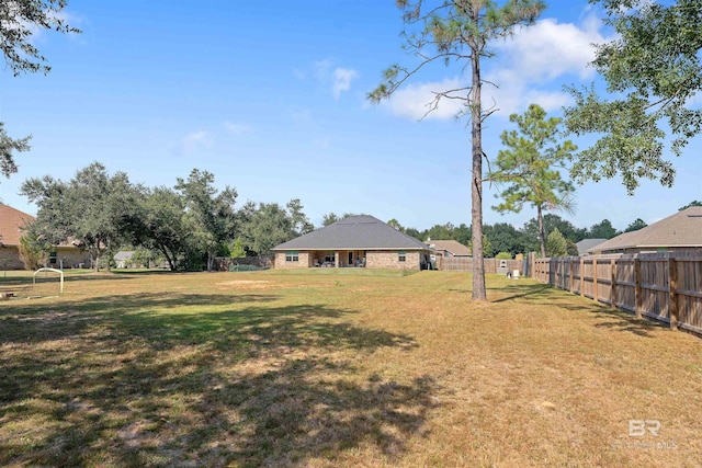 view of yard featuring fence