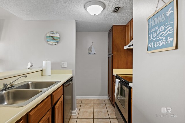 living room with light tile patterned floors and ceiling fan