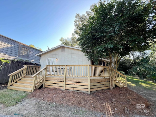 exterior space featuring fence