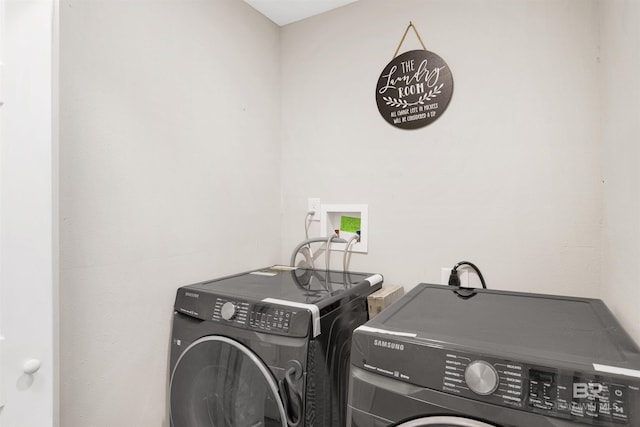 1508 Phillips Ln, Mobile, AL 36618 - washroom featuring separate washer and dryer