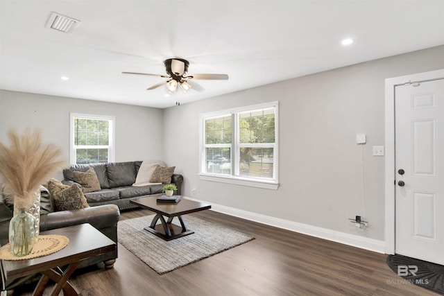 1508 Phillips Ln, Mobile, AL 36618 - living room featuring ceiling fan, dark wood finished floors, baseboards, and recessed lighting