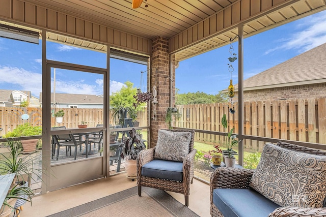 1556 Kairos Loop, Foley, AL 36535 - sunroom featuring a ceiling fan