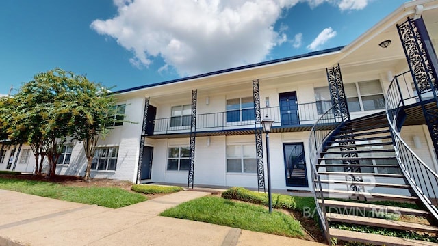 4009 Old Shell Rd Unit C13, Mobile, AL 36608 - view of property featuring stairs