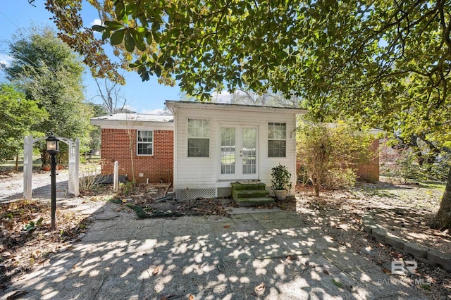 30577 Baldwin St, Perdido Beach, AL 36530 - view of front facade featuring entry steps