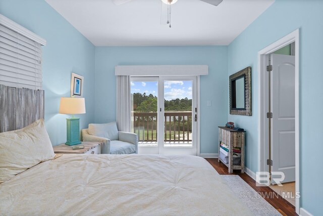 bedroom featuring access to exterior, dark wood-style floors, baseboards, and ceiling fan