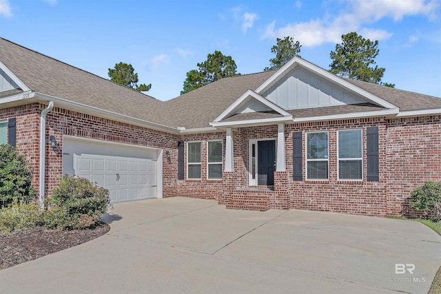 view of front facade with a garage