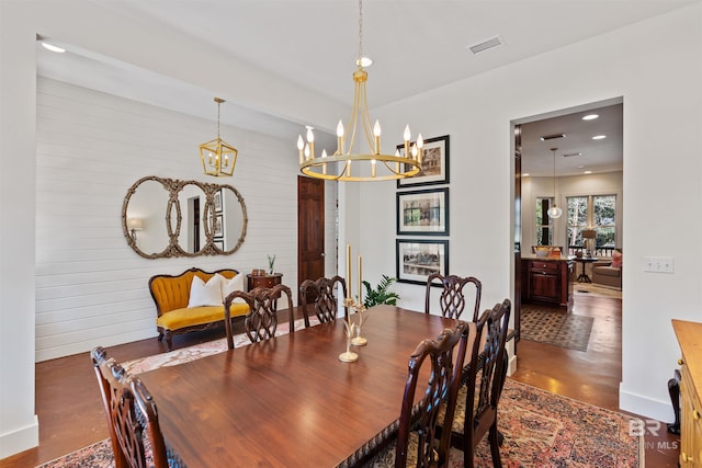 dining space featuring recessed lighting, visible vents, baseboards, and concrete floors