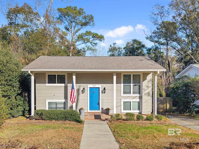 Listing photo 3 for 357 S School St, Fairhope AL 36532