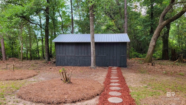 7770 Simmons Dr, Foley, AL 36535 - view of yard featuring an outbuilding and a shed