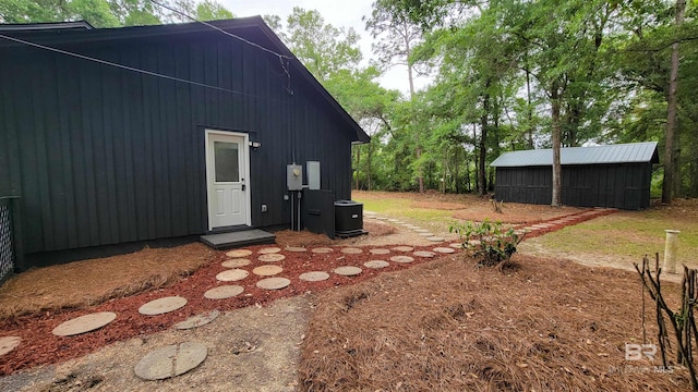 7770 Simmons Dr, Foley, AL 36535 - view of yard featuring an outdoor structure