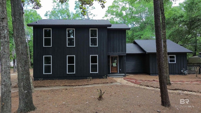 7770 Simmons Dr, Foley, AL 36535 - view of front of property featuring board and batten siding