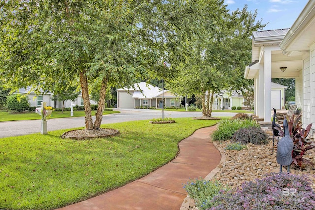 view of yard with a residential view