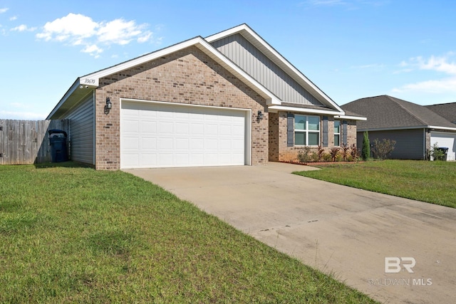 view of front facade featuring a front lawn and a garage