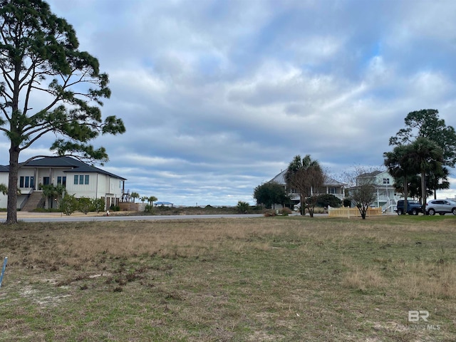 Listing photo 3 for 5627 Grande Lagoon Blvd, Pensacola FL 32507