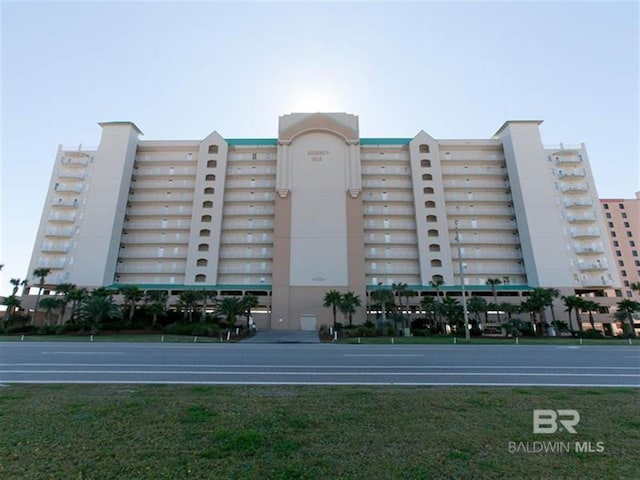 view of building exterior