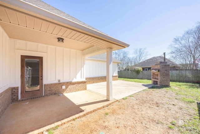 8856 Asphodel Ln, Daphne, AL 36526 - fenced backyard featuring a patio area