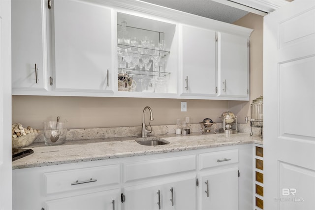 607 Wedgewood Dr, Gulf Shores, AL 36542 - view of indoor wet bar