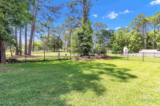 607 Wedgewood Dr, Gulf Shores, AL 36542 - view of yard