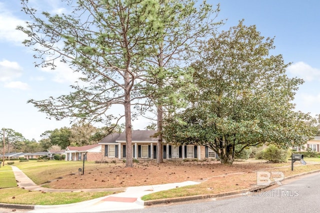 view of front of home