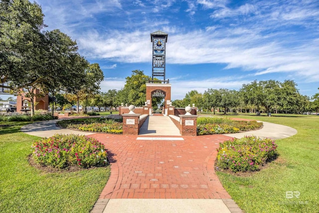 1077 Crown Walk Dr, Foley, AL 36535 - view of home's community with a yard