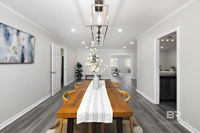 5922 Sunnyside Dr, Mobile, AL 36619 - dining space featuring recessed lighting, ornamental molding, wood finished floors, and baseboards
