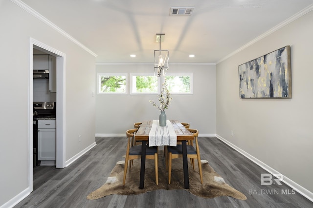 5922 Sunnyside Dr, Mobile, AL 36619 - dining room featuring dark wood-style flooring, baseboards, crown molding, and recessed lighting