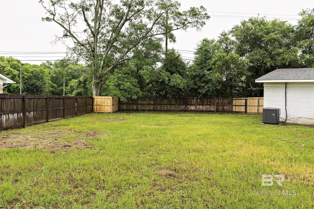 5922 Sunnyside Dr, Mobile, AL 36619 - view of yard featuring central air condition unit