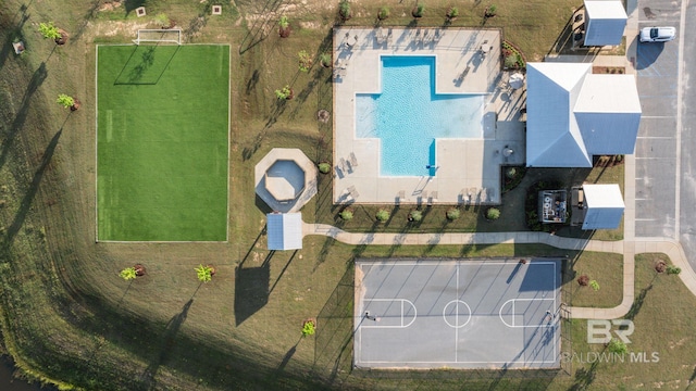 32035 Bobwhite Rd, Spanish Fort, AL 36527 - bird's eye view of a pool