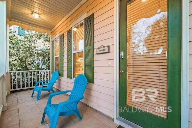 balcony with a porch