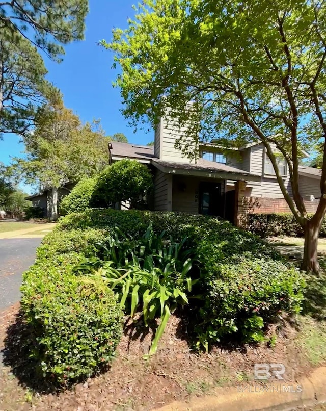 view of front of home