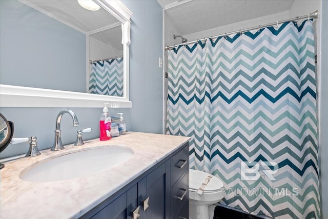 108 Ponchartrain Ct, Dauphin Island, AL 36528 - full bathroom with vanity and a shower with curtain