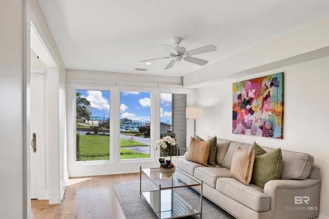 210 S Mobile St Unit 16, Fairhope, AL 36532 - living area featuring a ceiling fan, light wood-style floors, and recessed lighting