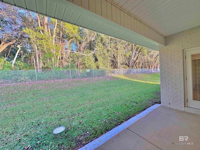 view of yard with a patio area