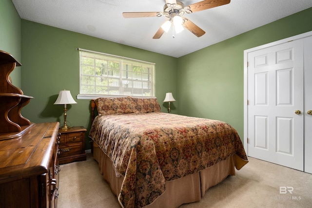 517 Simms Dr, Saraland, AL 36571 - bedroom with light carpet and ceiling fan