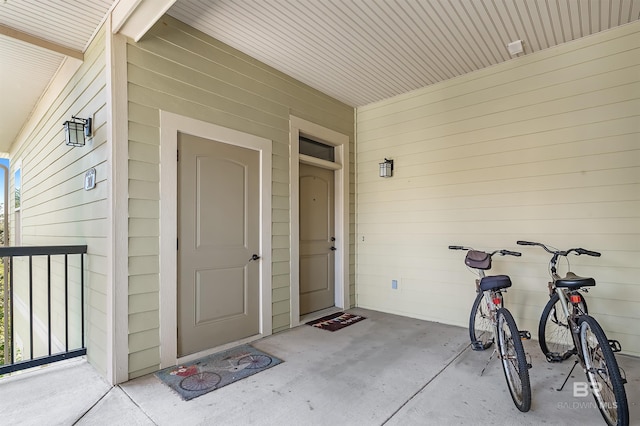 view of property entrance