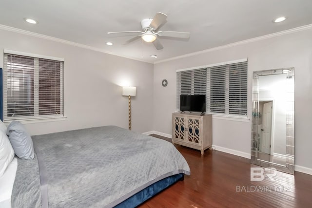 1 Elizabeth Pl, Mobile, AL 36606 - bedroom with wood finished floors, baseboards, crown molding, recessed lighting, and ceiling fan