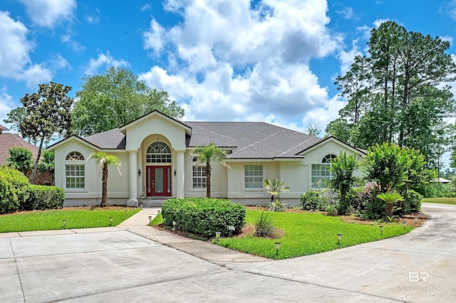 8160 Bay View Dr, Foley, AL 36535 - single story home featuring stucco siding, a front yard, and roof with shingles